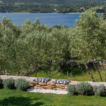 Solta Tonka Villa Grohote